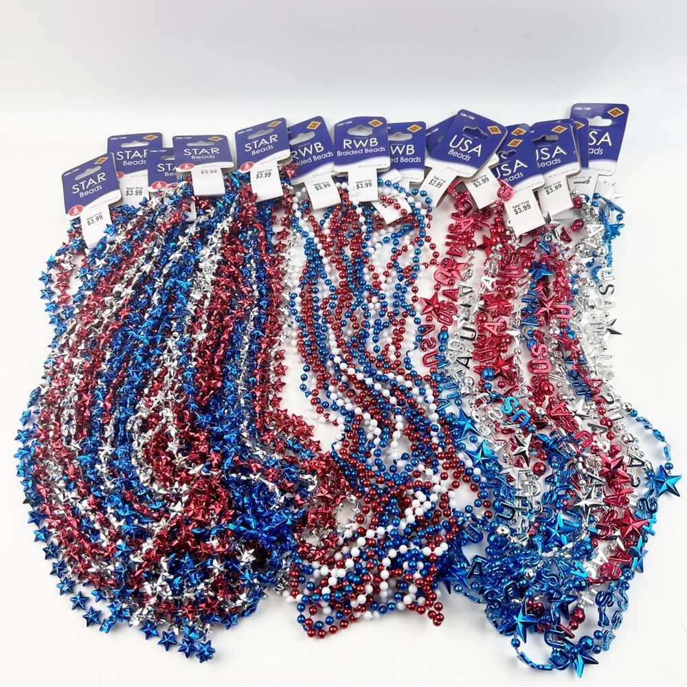 17 Beistle 4th of July Red White Blue USA Beads Necklace Packs USA New *Read.